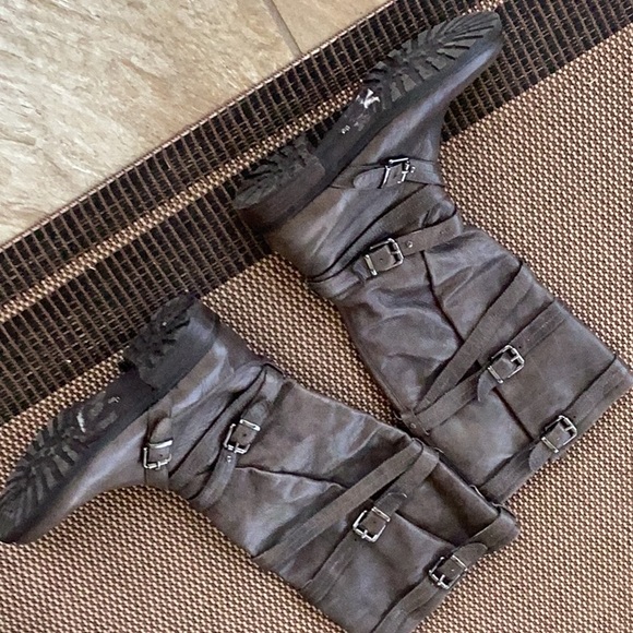 Michael Kors Lots of Ava knee high strap & Buckle boots size 9 Grey LEATHER - Picture 6 of 6